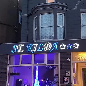 St Kildas, *** Blackpool